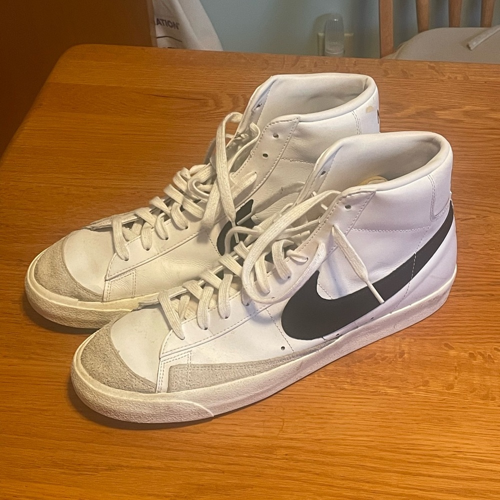 Nike blazer